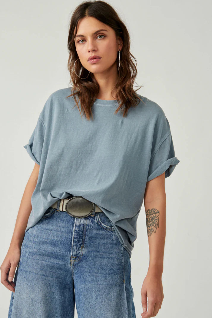 Free People The Nina Tee – A relaxed, classic-fit tee made from soft fabric, offering a comfortable and casual style, Blue Mirage