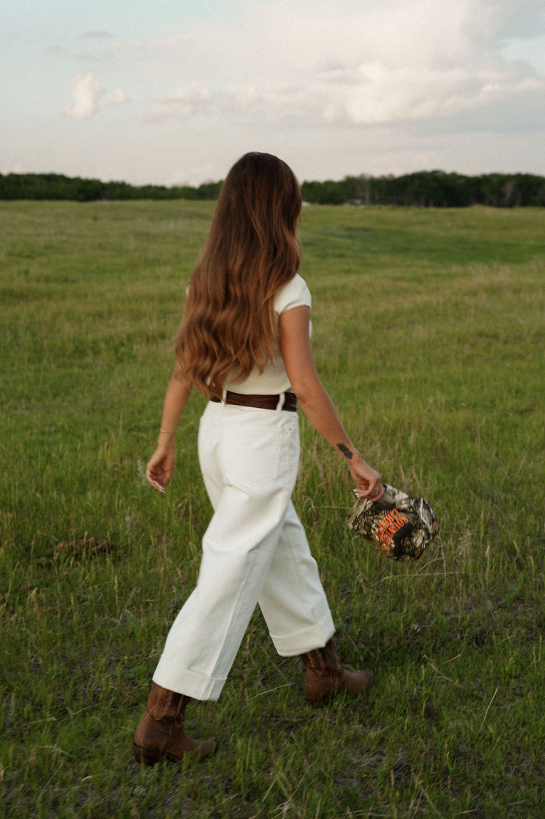 Z Supply Lou Denim Pant, featuring a relaxed fit, high-rise waist, soft stretch denim fabric, and casual straight-leg silhouette, Off White