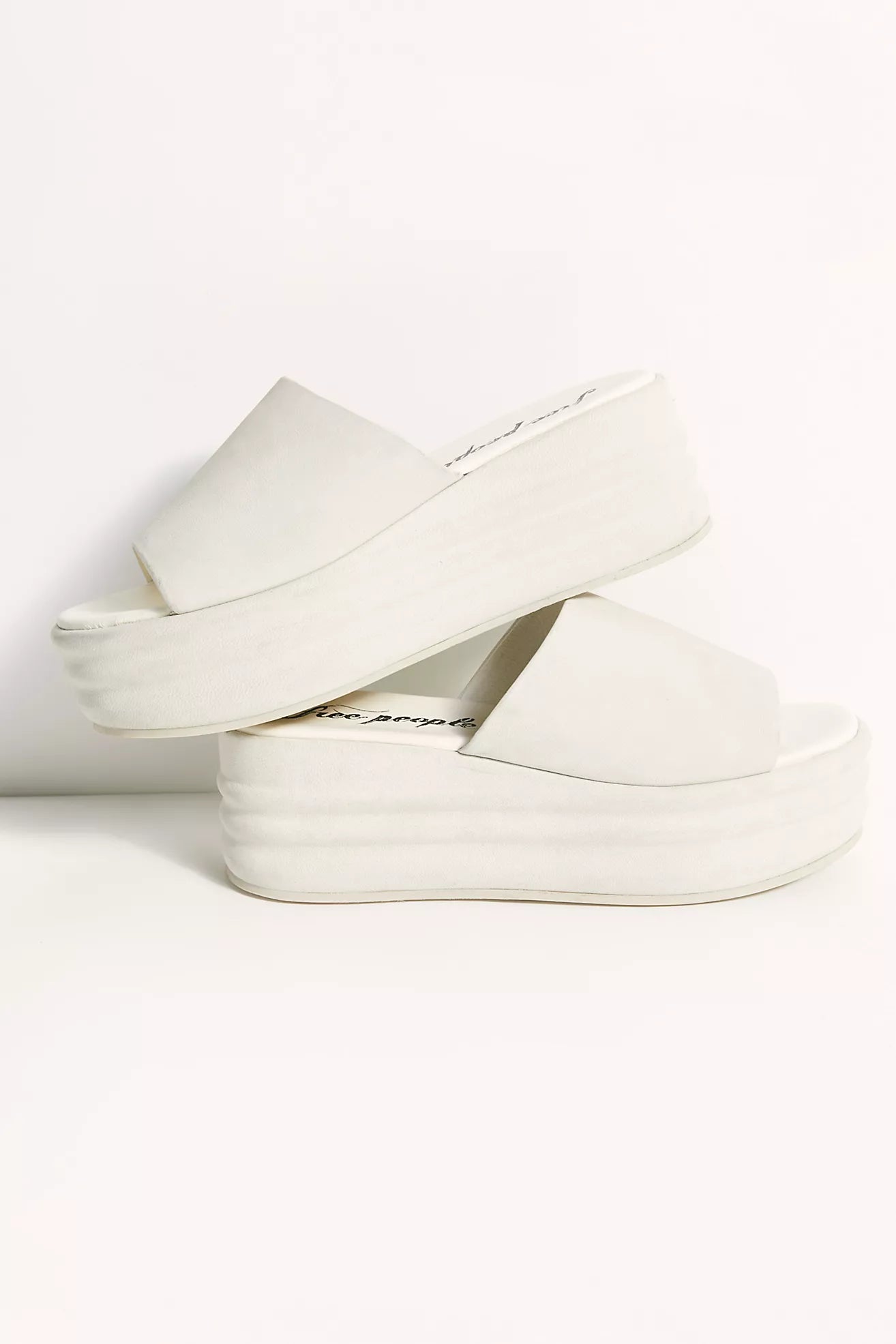 Free People Harbor Flatform Sandal – A stylish sandal with a flatform design, featuring a chunky sole and a simple, slip-on style, White