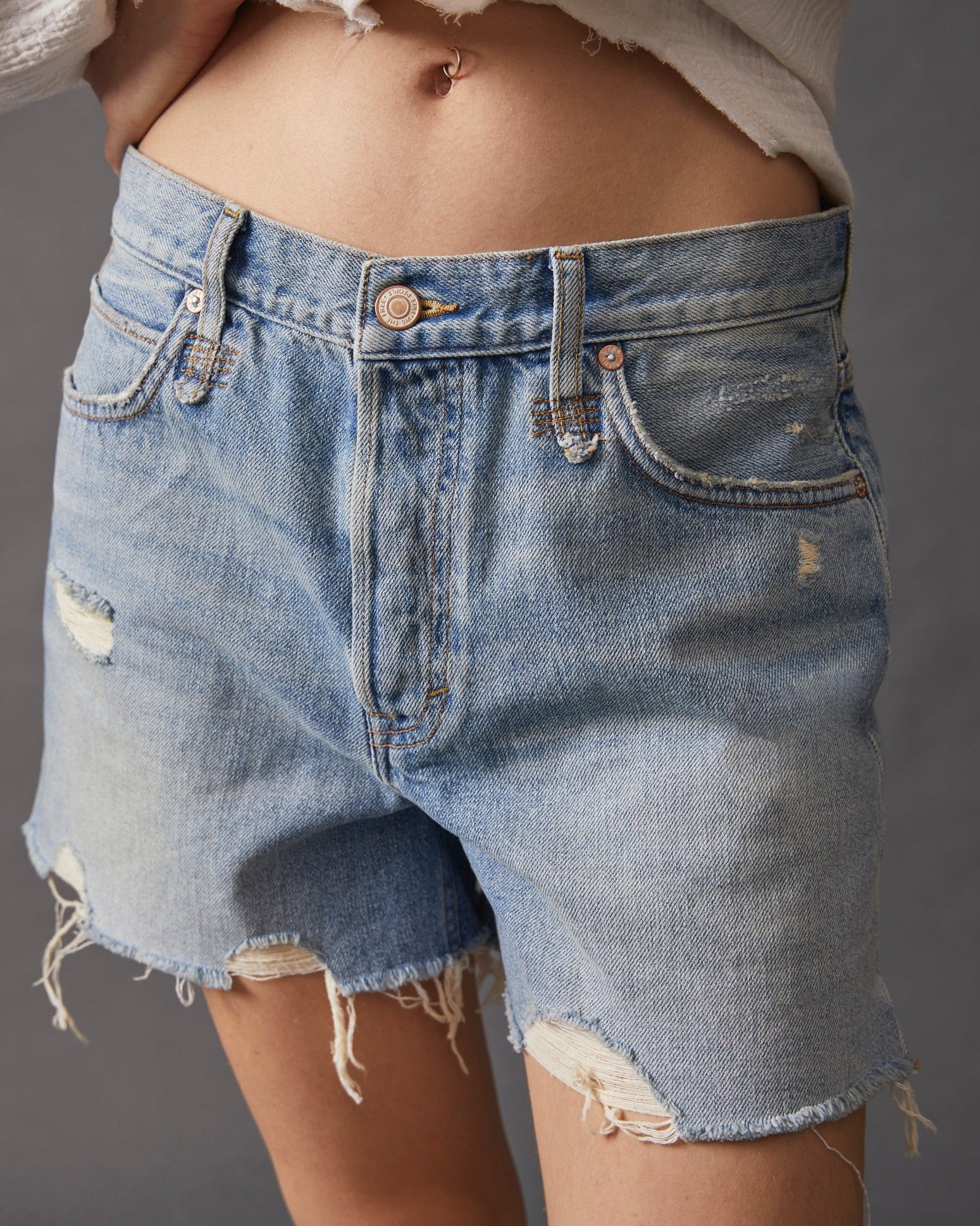 Free People Makai Cutoff Shorts – High-waisted denim shorts with a frayed hem, offering a relaxed fit and a vintage-inspired style for a casual, laid-back look, Loose Cannon