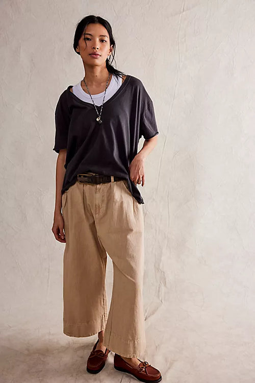 Nina V-Neck Tee | Washed Black